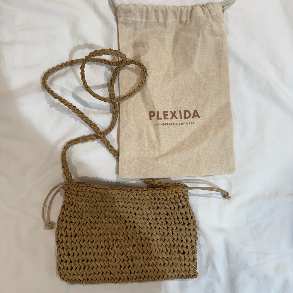 Plexida Woven Straw Drawstring Pouch Crossbody In… - image 4